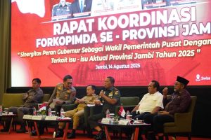 Gubernur Al Haris Tekankan Pentingnya Sinergi Program Pusat, Provinsi dan Kabupaten/Kota dalam Rapat Forkopimda Se-Provinsi Jambi