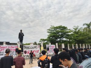 Aliansi Suara Rakyat Gelar Aksi Damai di Depan Kantor Gubernur Jambi, Suarakan Manifesto Masyarakat Sipil