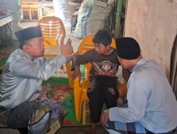 Tersentuh Lihat Kondisi Misba, Gubernur Al Haris Serahkan Kursi Roda dan Janji Perbaiki Rumah