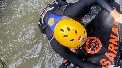 Banjir Kota Jambi Telan Korban, Warga Tersengat Listrik dan Anak Hanyut