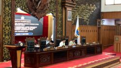 Gubernur Jambi Tekankan Efisiensi Anggaran, Kesehatan, dan Infrastruktur Dalam Paripurna LKPJ 2025