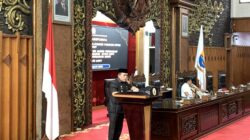 Gubernur Jambi Tekankan Peningkatan SDM dan Digitalisasi Pendidikan dalam Rapat Paripurna DPRD