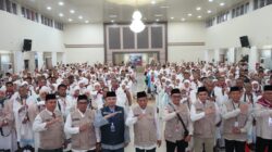 Lepas 443 Jamaah Calon Haji Provinsi Jambi Kloter BTH 21, pesan Wagub Sani: Jaga Kesabaran dan Keikhlasan