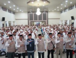 Lepas 443 Jamaah Calon Haji Provinsi Jambi Kloter BTH 21, pesan Wagub Sani: Jaga Kesabaran dan Keikhlasan