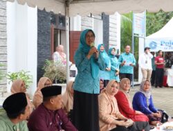 Rabu Berkah TP PKK Provinsi Jambi, Dinas Pendidikan Bagikan Sarapan Bergizi untuk Masyarakat