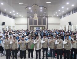 Wagub Sani Sambut Kepulangan 443 Jamaah Haji Kloter BTH-21 ke Provinsi Jambi