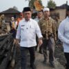 Gubernur Al Haris Turun Langsun Serahkan Bantuan untuk Korban Kebakaran di Desa Buat Kabupaten Bungo
