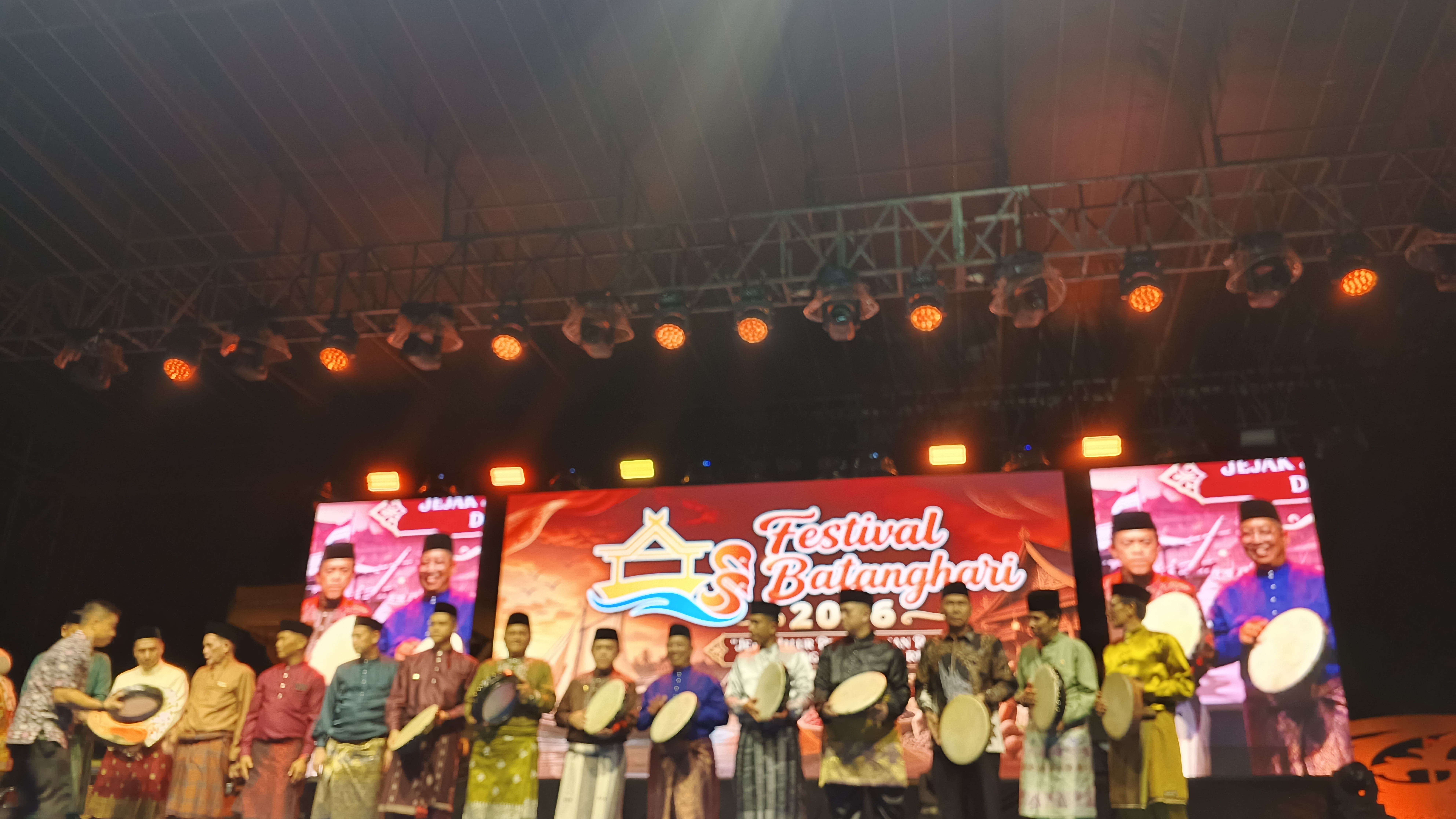Festival Batanghari 2026 Dibuka, Al Haris Angkat Kembali Kejayaan Jalur Rempah dan Potensi Sungai Batanghari
