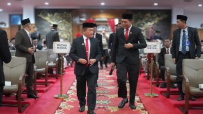 Gubernur Al Haris Bersama Forkopimda Jambi Ikuti Pidato Presiden RI dan Ketua DPR RI di Ruang Utama DPRD Provinsi