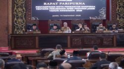 GUBERNUR AL HARIS SAMPAIKAN NOTA KEUANGAN PERUBAHAN APBD 2026